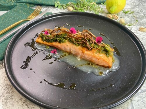 Salmone in Panura Aromatica e Salsa al Limone: Ricetta Facile e Gustosa con Spezie e Agrumi