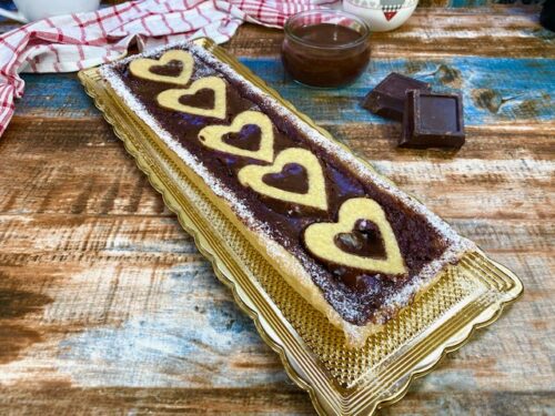 Crostata con Nutella Fatta in Casa: Ricetta Facile e Golosa per un Dolce Irresistibile